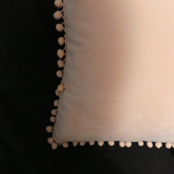 EMMA & VIOLET | Decorative / Accent / Throw Pillow With Pom Pom Trim | NWT - Picture 4 of 11